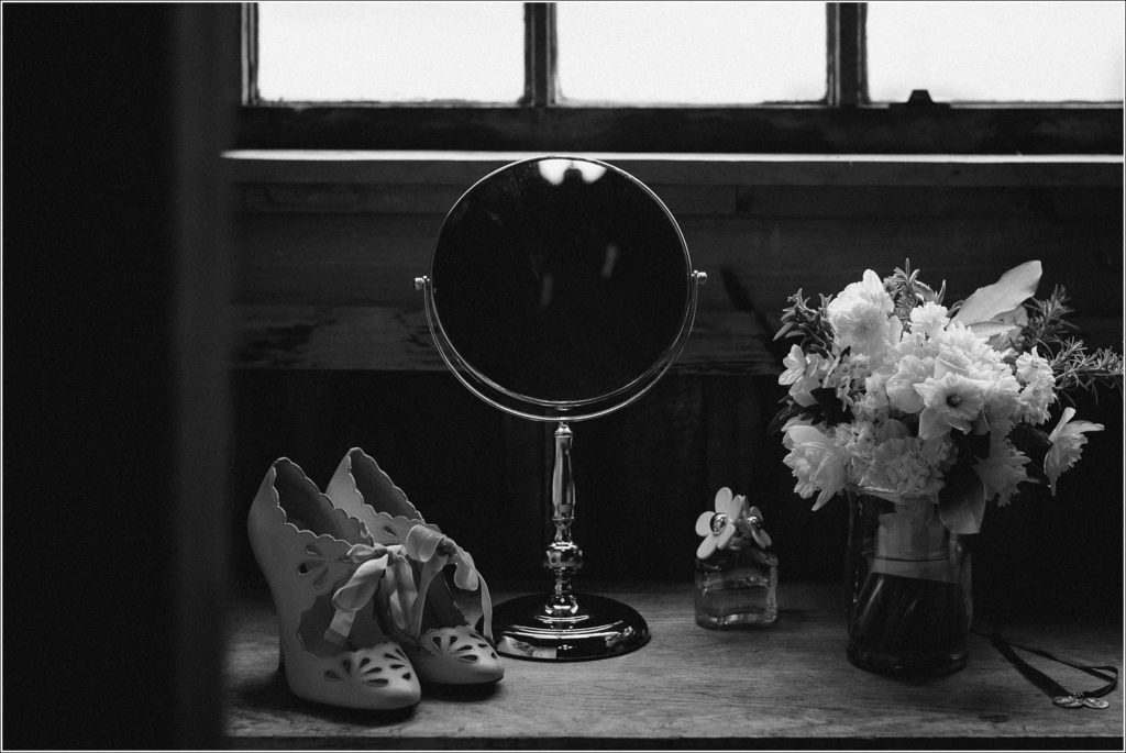 bridal details in black and white at the barns at chip ridge
