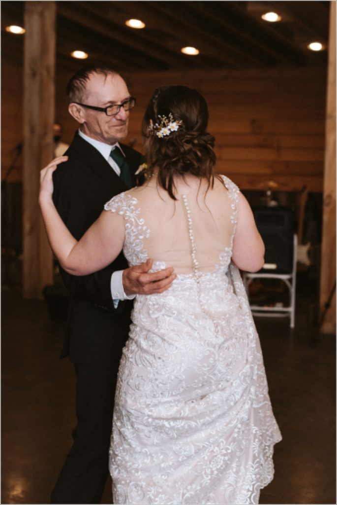 father daughter dance at the barns at chip ridge